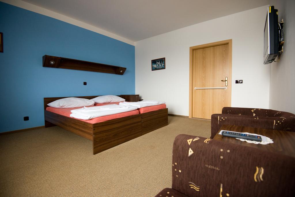 Resort Marina Labe Lovosice Zimmer foto