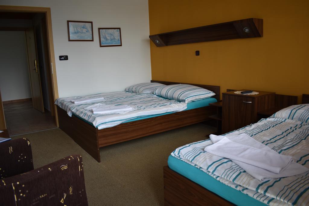 Resort Marina Labe Lovosice Zimmer foto